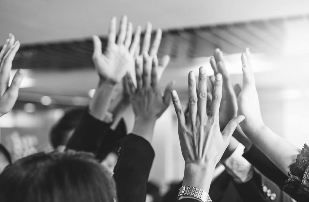 Gemeinsame Entwicklung von Schulungsmaterialien